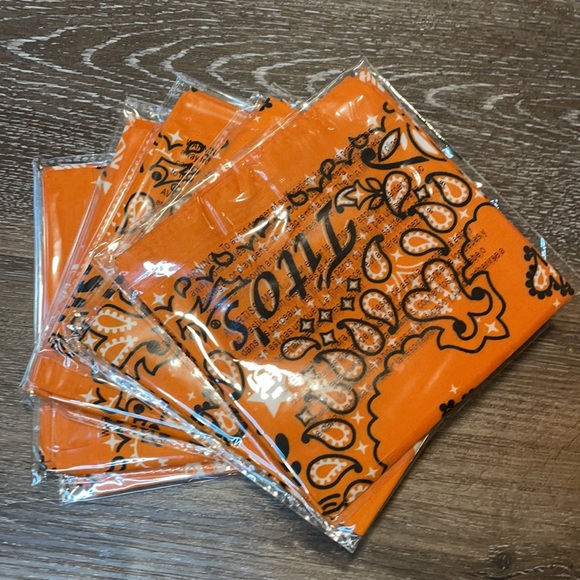 TITOS Vodka Bandana - Picture 3 of 3